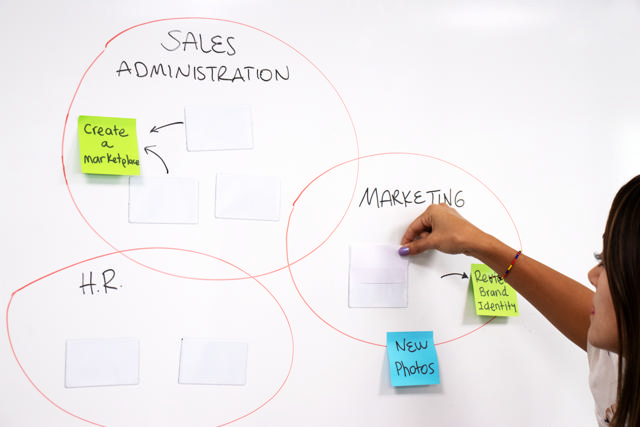 Magnetisk etikette lomme, 60 x 95 mm, topåbning