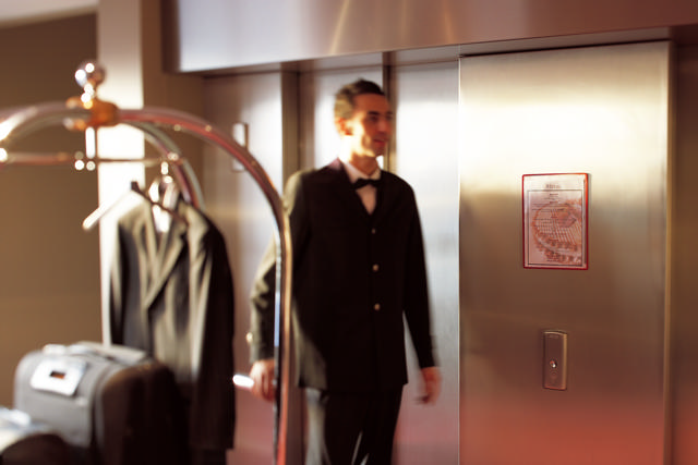 Funda adhesiva Tarifold, Reposicionable, A4