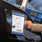 Kang Easy Clic itseliimautuva kyltin tasku, uudelleensijoitettava, A4, punainen kulma