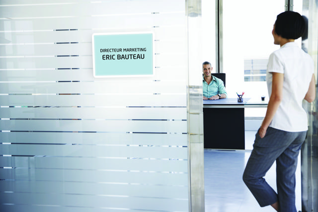 Magneto marco informativo autoadhesivo, reposicionable, A4