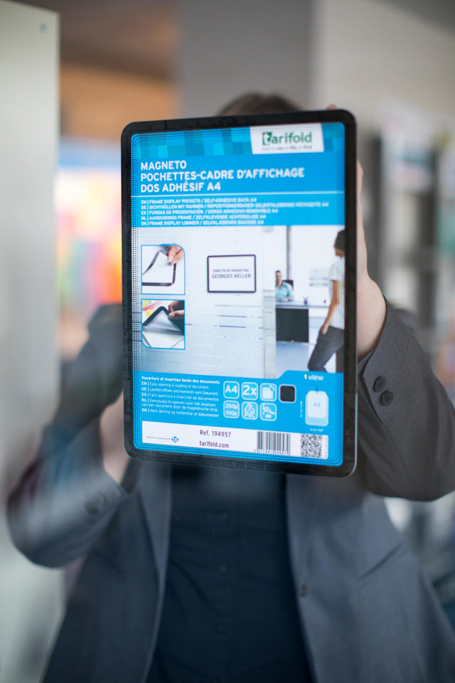 Magneto marco informativo autoadhesivo, reposicionable, A4