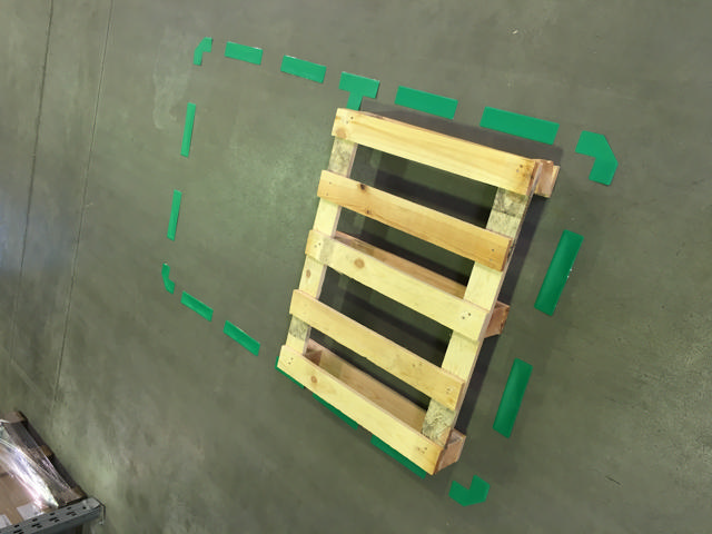 Selbstklebende Bodenmarkierungun Formen, Streif