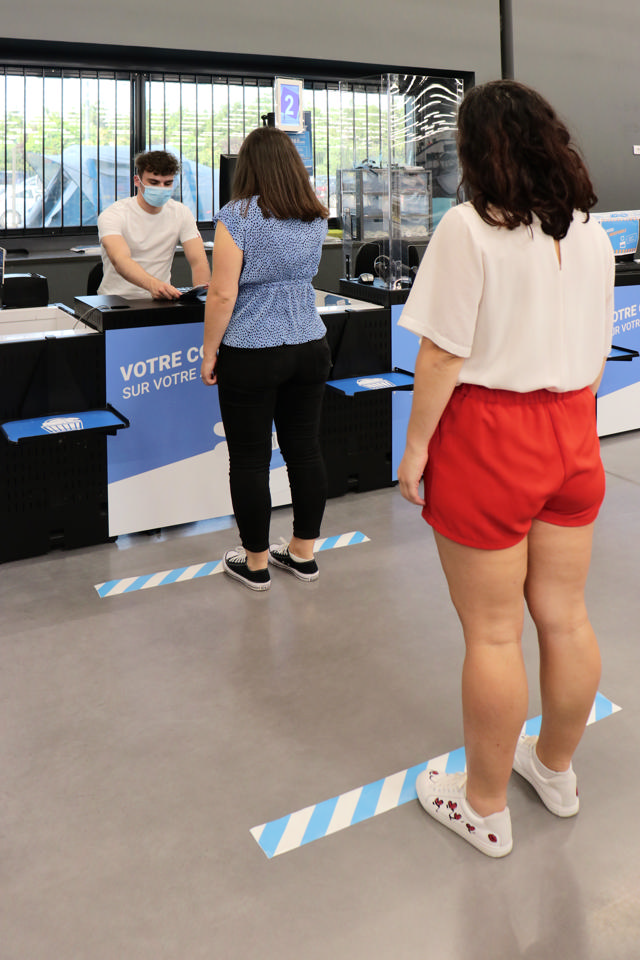 Självhäftande golvmarkeringslinje, 90 x 1000 mm