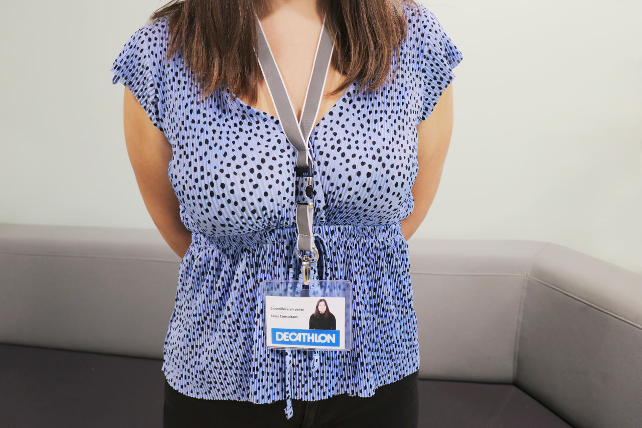 Antimikrobinen kulkukorttikotelo, vaakasuora