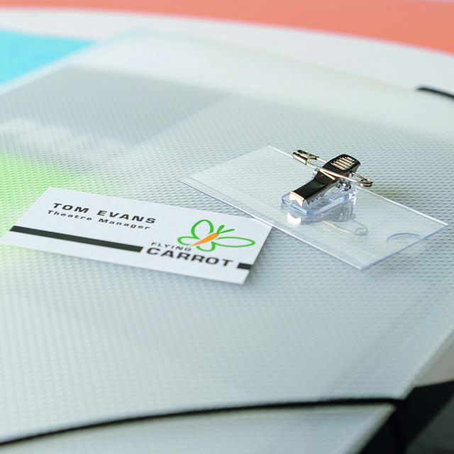 Nimikyltti hakaneulakiinnityksellä, sisäosat, 75 x 40 mm